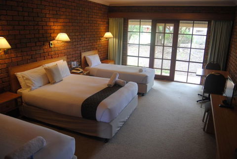 Grange Burn Motel - eAccommodation 2