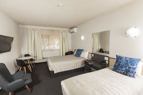 Belconnen Way Motel And Serviced Apartments - eAccommodation 0