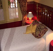 Triune House Bed and Breakfast - eAccommodation