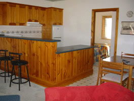 Campaspe Lodge - eAccommodation 3