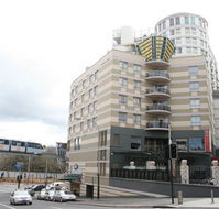 Seasons Darling Harbour - eAccommodation