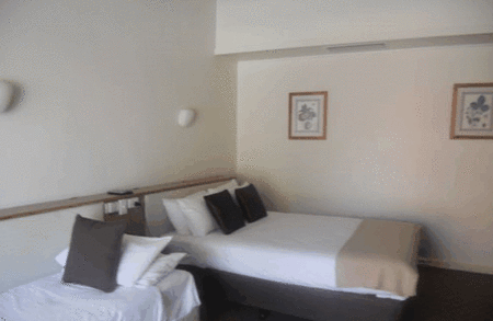 Burkes Hotel Motel - eAccommodation