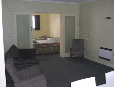 High Street Motel - eAccommodation