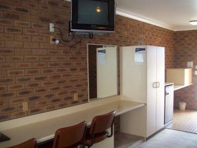 Town And Country Motor Inn Cobar - eAccommodation 1