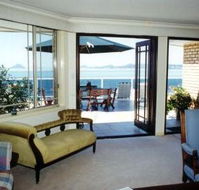 The Mitchells Waterfront B  B - eAccommodation