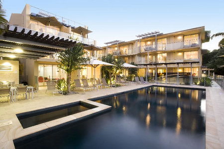 Maison Noosa Luxury Beachfront Resort - eAccommodation 0