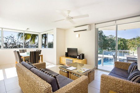 Maison Noosa Luxury Beachfront Resort - eAccommodation 5