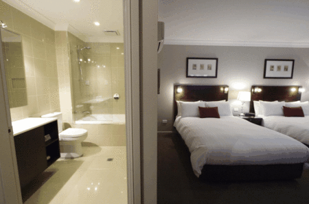 Carlyle Suites & Apartments - eAccommodation 1