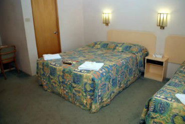 Oasis By The Lake - eAccommodation 1
