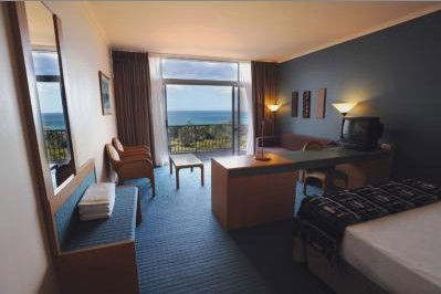 Absolute Beachfront Opal Cove Resort - eAccommodation 1