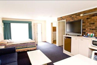 Comfort Inn Big Windmill - eAccommodation 2
