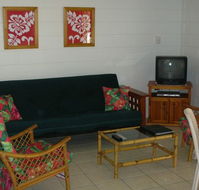 Palm View Holiday Apartments - eAccommodation