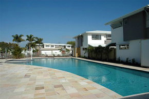 Coolum Villas - eAccommodation 0