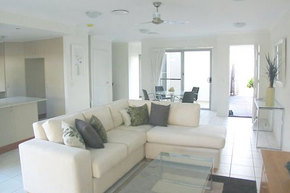 Coolum Villas - eAccommodation 2