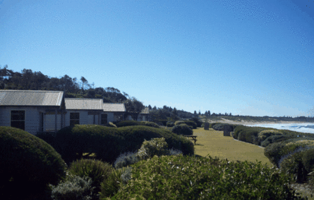 Blue Lagoon Beach Resort - eAccommodation 2