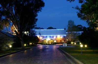 Campbelltown Colonial Motor Inn - eAccommodation 0