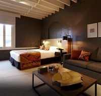 Harbour Rocks Hotel - eAccommodation