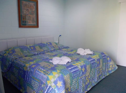 SeaEagles Beach Resort - eAccommodation 3