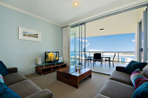 Pumicestone Blue Resort - eAccommodation 1