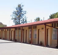 Golden Hills Motel - eAccommodation