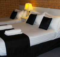 Golden Harvest Motor Inn - eAccommodation
