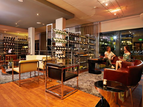 Sunmoon Boutique Resort - eAccommodation 2