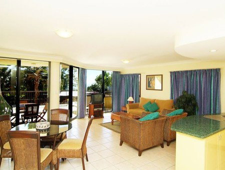 Waters Edge Resort - eAccommodation 2