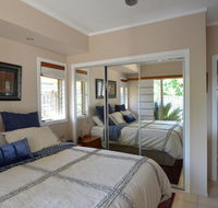 Hastings Cove Holiday Apartments - eAccommodation