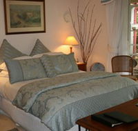 Noosa Valley Manor - Bed And Breakfast - eAccommodation