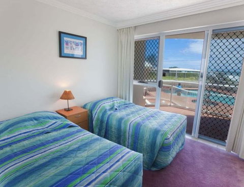 Regency On The Beach - eAccommodation 2