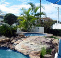 Estoril On Moffat Holiday Apartments - eAccommodation