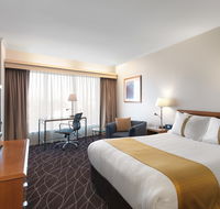 Holiday Inn Sydney Airport - eAccommodation