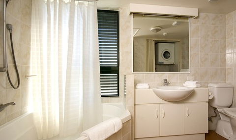 Tropic Towers Apartments - eAccommodation 1