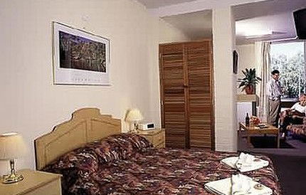 Alice Springs Plaza Hotel - eAccommodation 2