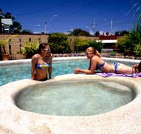 Mackay Motor Inn - eAccommodation