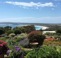 Emu Bay Holiday Homes - eAccommodation