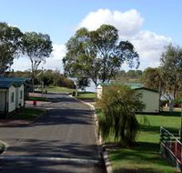 Mannum Caravan Park Cabins - eAccommodation