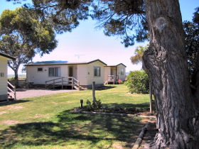 Millicent Hillview Caravan Park - eAccommodation 0