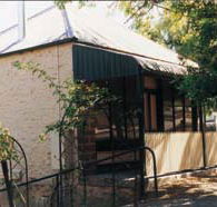 Wild Olive Cottage - eAccommodation