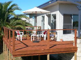 Beachport Escape - eAccommodation 0