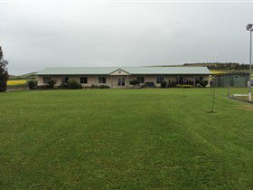 Port Lincoln Lions Hostel - eAccommodation 0