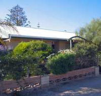 Smoky Bay Seaside Cottage - eAccommodation