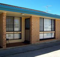 Stansbury Villas - eAccommodation