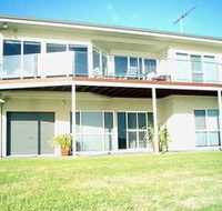 Swanport Views Holiday Home - eAccommodation