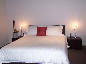 MG Delux Apartment - eAccommodation 0