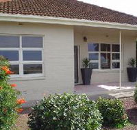 BeachBums Beach House - eAccommodation