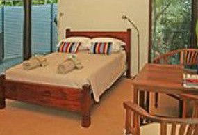 Feathers Sanctuary - eAccommodation 1