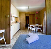 Port Elliot Holiday Park - eAccommodation