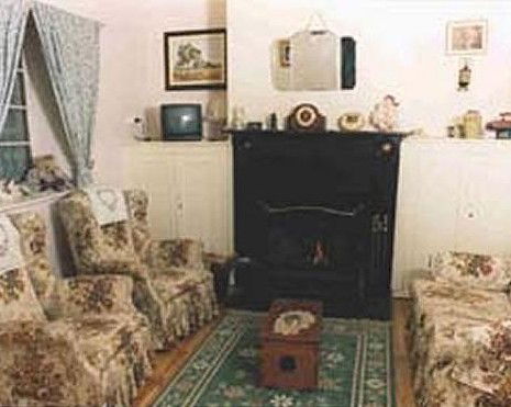 Lavender Cottage Bed And Breakfast Accommodation - eAccommodation 0