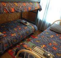 Kirazz - Kingscote Holiday Cottage - eAccommodation